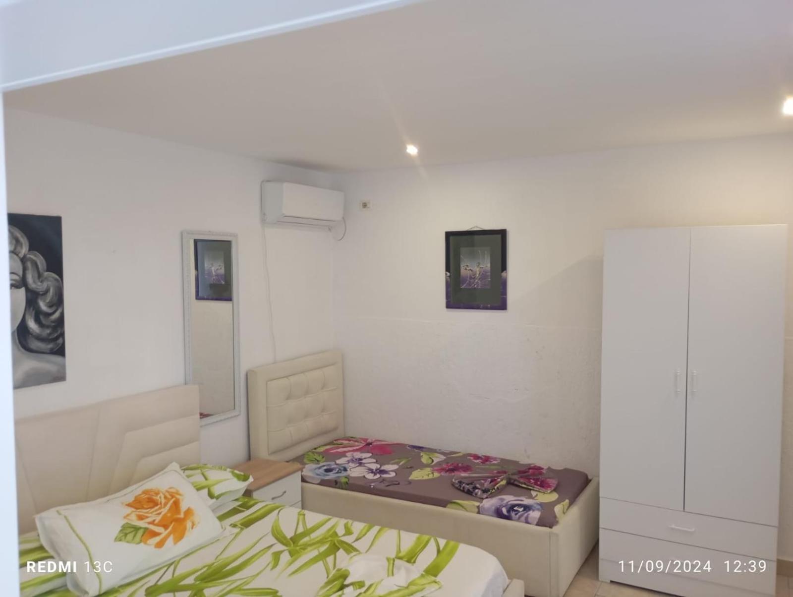 Durres Beach Rooms Екстериор снимка